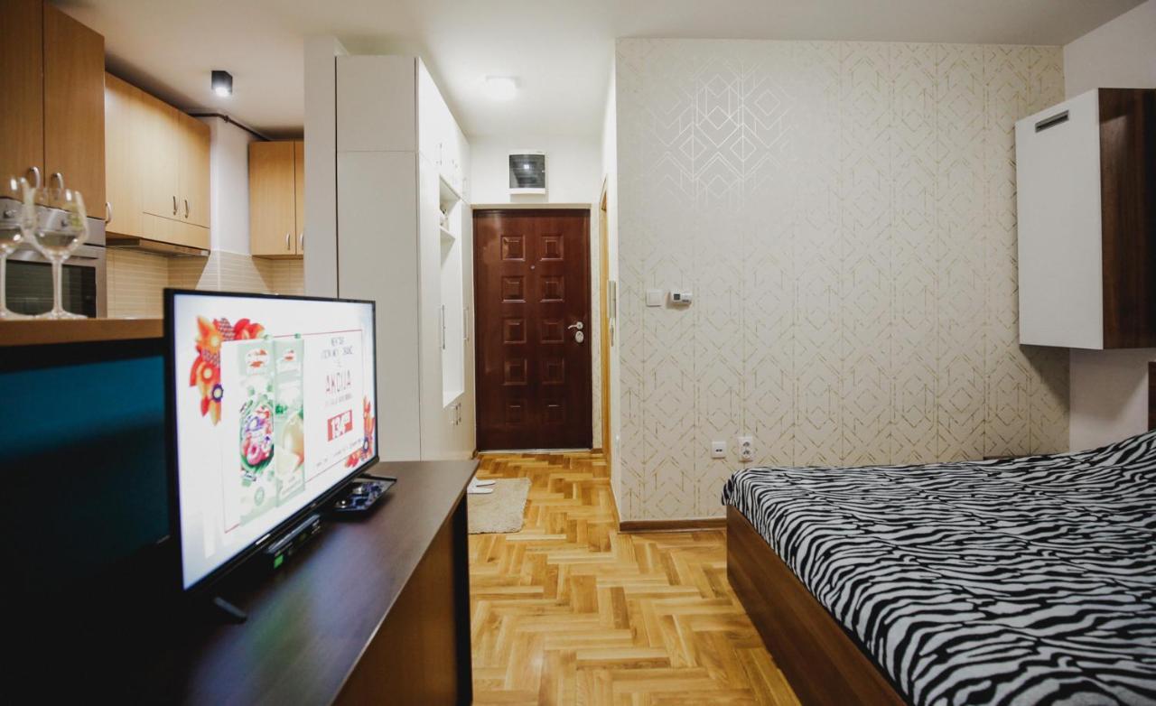 Prestige Apartment Gornji Milanovac Esterno foto